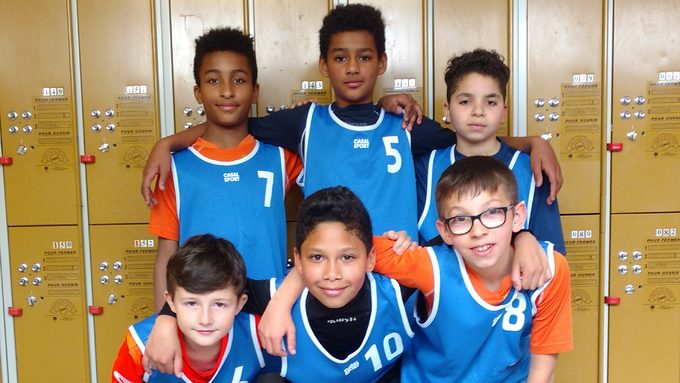 Futsal Le collège Louis Pasteur, champion du Tarn 2018 et vice